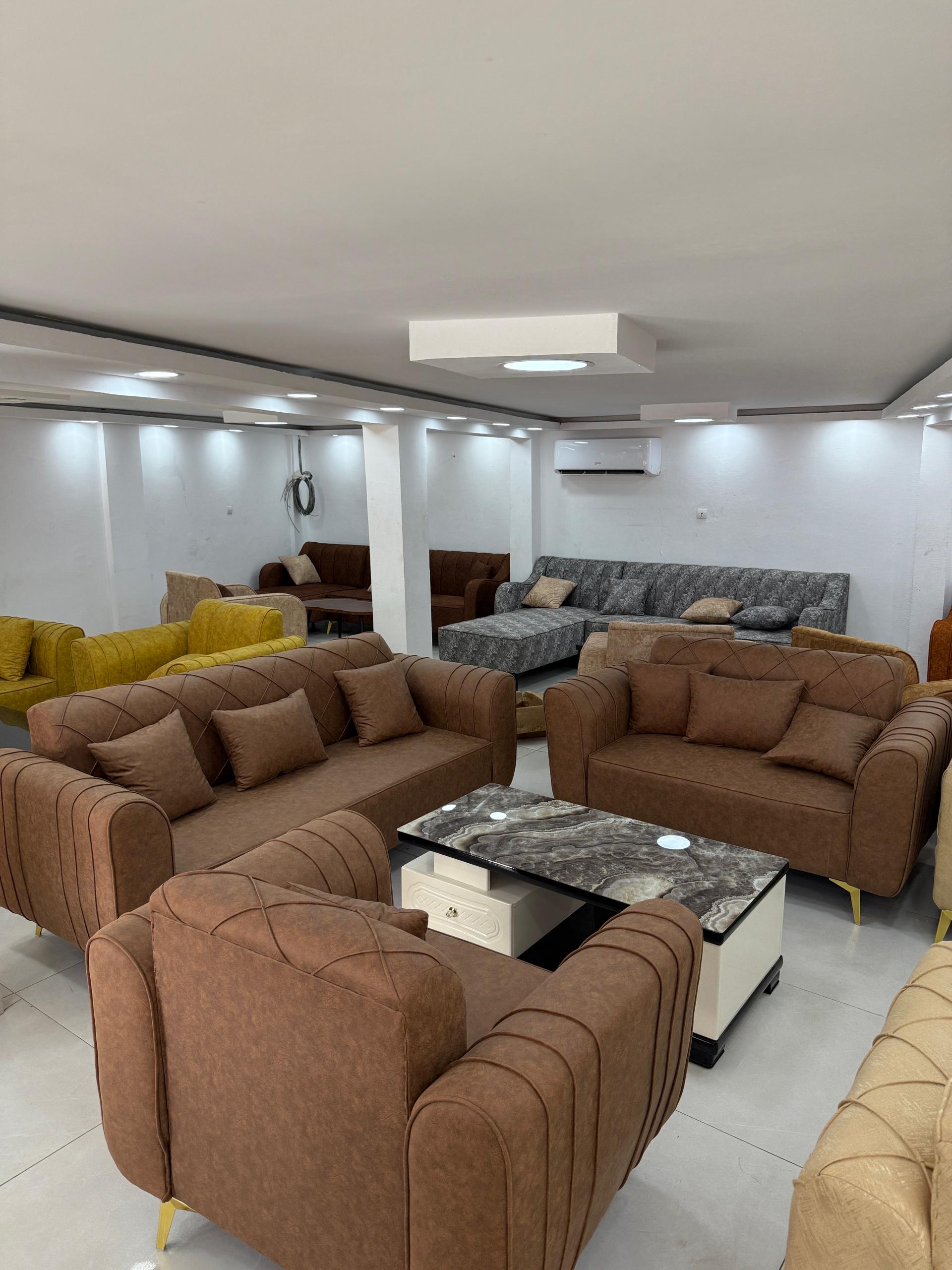 Ensemble fauteuil 2 grand 1 petit avec table Ensemble fauteuil 2 grand 1 petit avec table